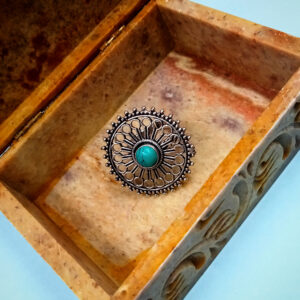 1 PC SEA GREEN OPAQUE STONE ADJUSTABLE SILVER FINGER RING