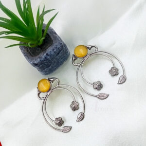 SILVER MONALISA STONE SET EARRINGS