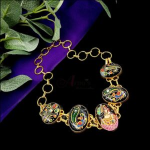 ARNAS HAND PAINTED KING MOTIF TANJORE ART ON BLACK STONE TRADITIONAL JEWELLERY NECKLACE