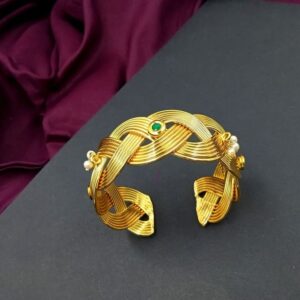 BRACELET0008- ARNAS 1 PC BRASS GOLDEN ORIGINAL UNCUT STONE BRACELET