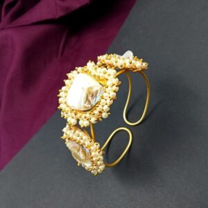 BRACELET0011- ARNAS 1 PC BRASS GOLDEN ORIGINAL UNCUT STONE PEARL GAJRA BRACELET