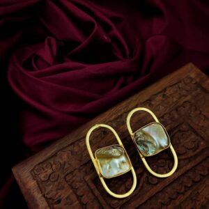 ARNAS 1 PAIR PACK OF GOLDEN BRASS METAL WITH MOTHER OF PEARL DESIGNER MOTIVE EARRING