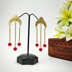 ARNAS 1 PAIR PACK OF GOLDEN BRASS METAL WITH PEARL DESIGNER MOTIVE EARRING