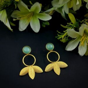 ARNAS 1 PAIR PACK OF GOLDEN BRASS METAL WITH PEARL DESIGNER MOTIVE EARRING