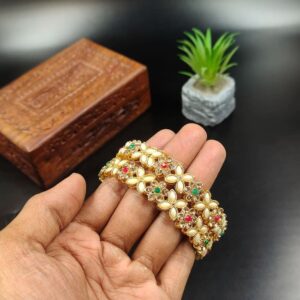 ARNAS 2 PAIR GOLDEN METAL 2X6 DESIGNER KUNDAN MOTIVE BANGLES